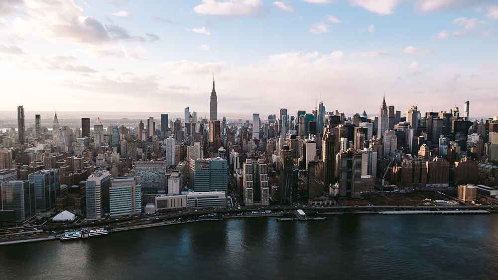 New York City skyline, the largest city in the United States